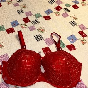 BN Victoria’s Secret lined Demi - 40DD
